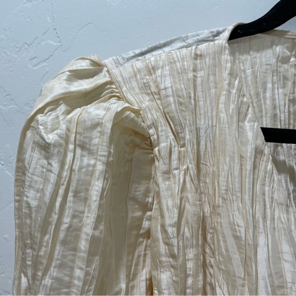 NWT NBD Chiara Top Womens Small Champagne Long Puffed Sleeve Tafetta Wrap Tie - Picture 12 of 16